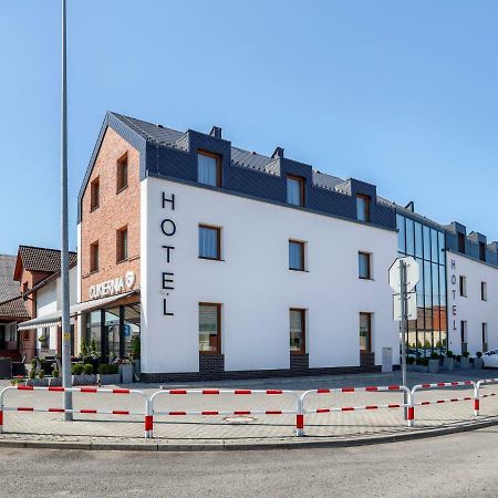 Hotel Antek Zlinice Exterior foto