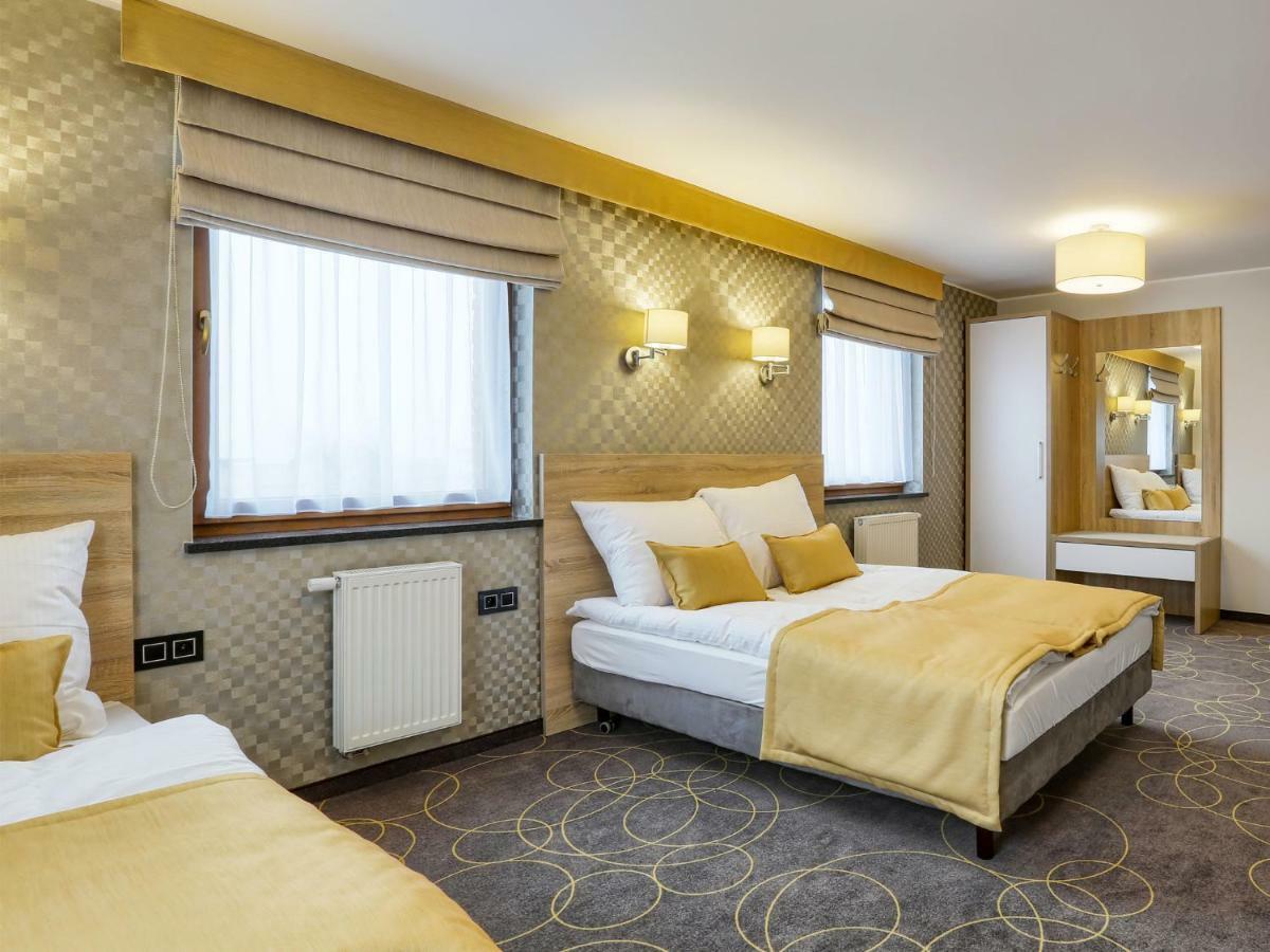 Hotel Antek Zlinice Exterior foto